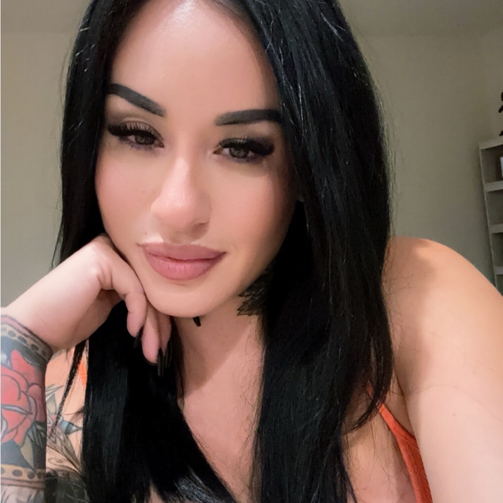 Meet your Posher, Ana